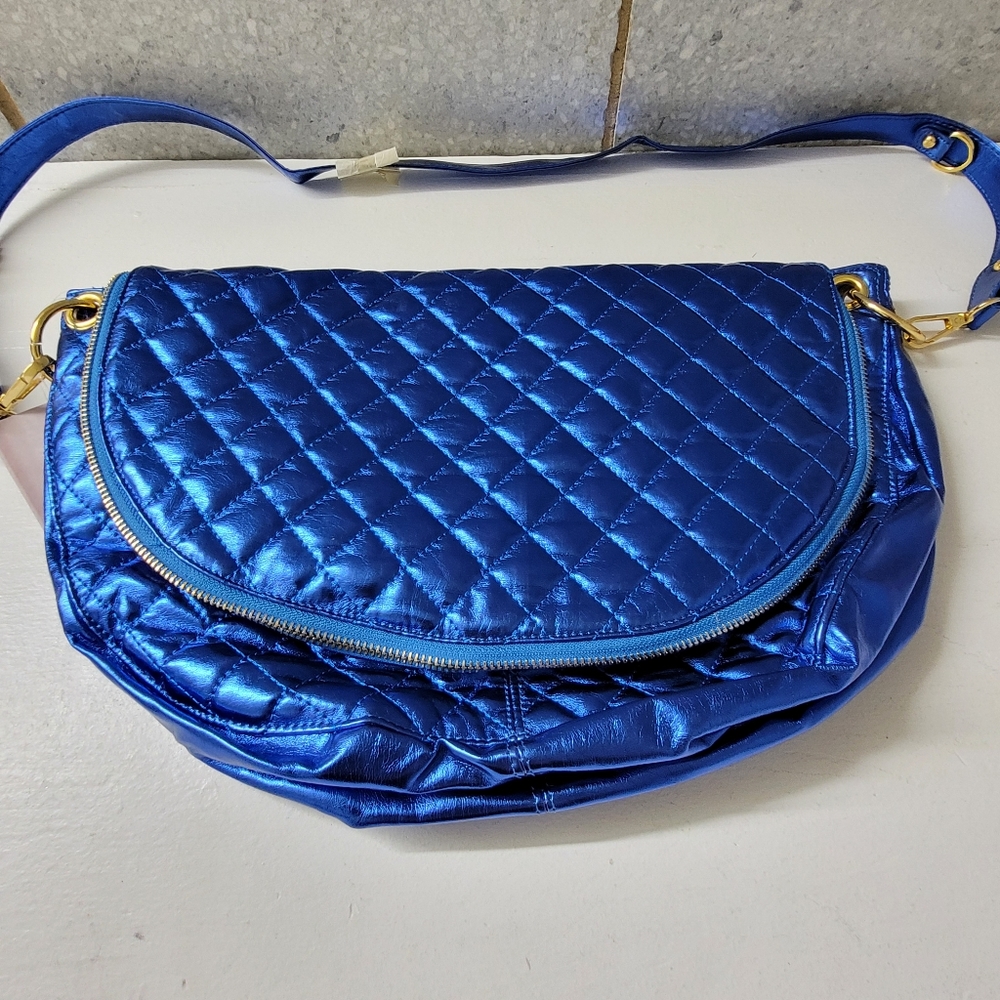 Royal blue Amarita Singh quilted bag.